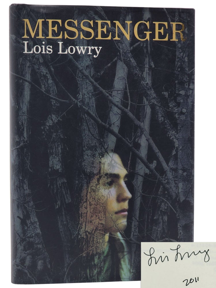 #10749 The Messenger. Lois Lowry.